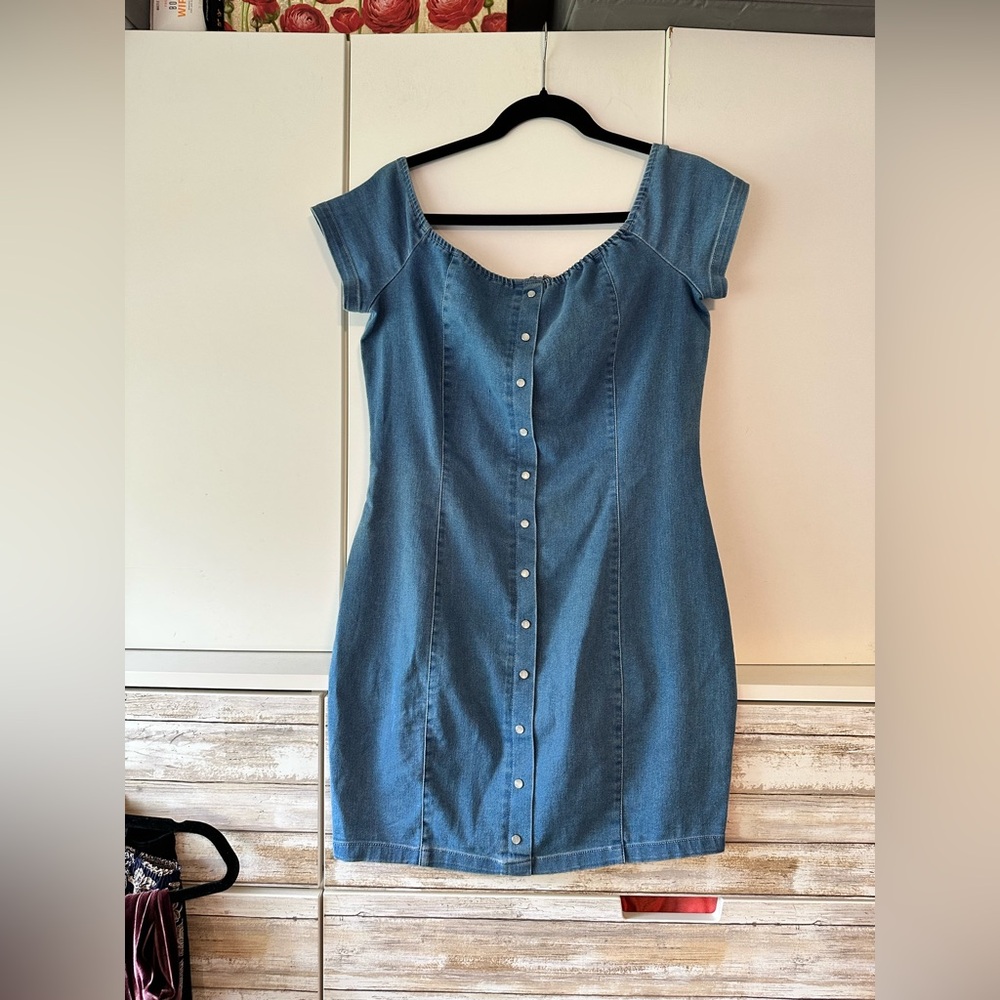 💙 Iris Denim Mini Dress Large Sweetheart Neckline Button Front Stretch